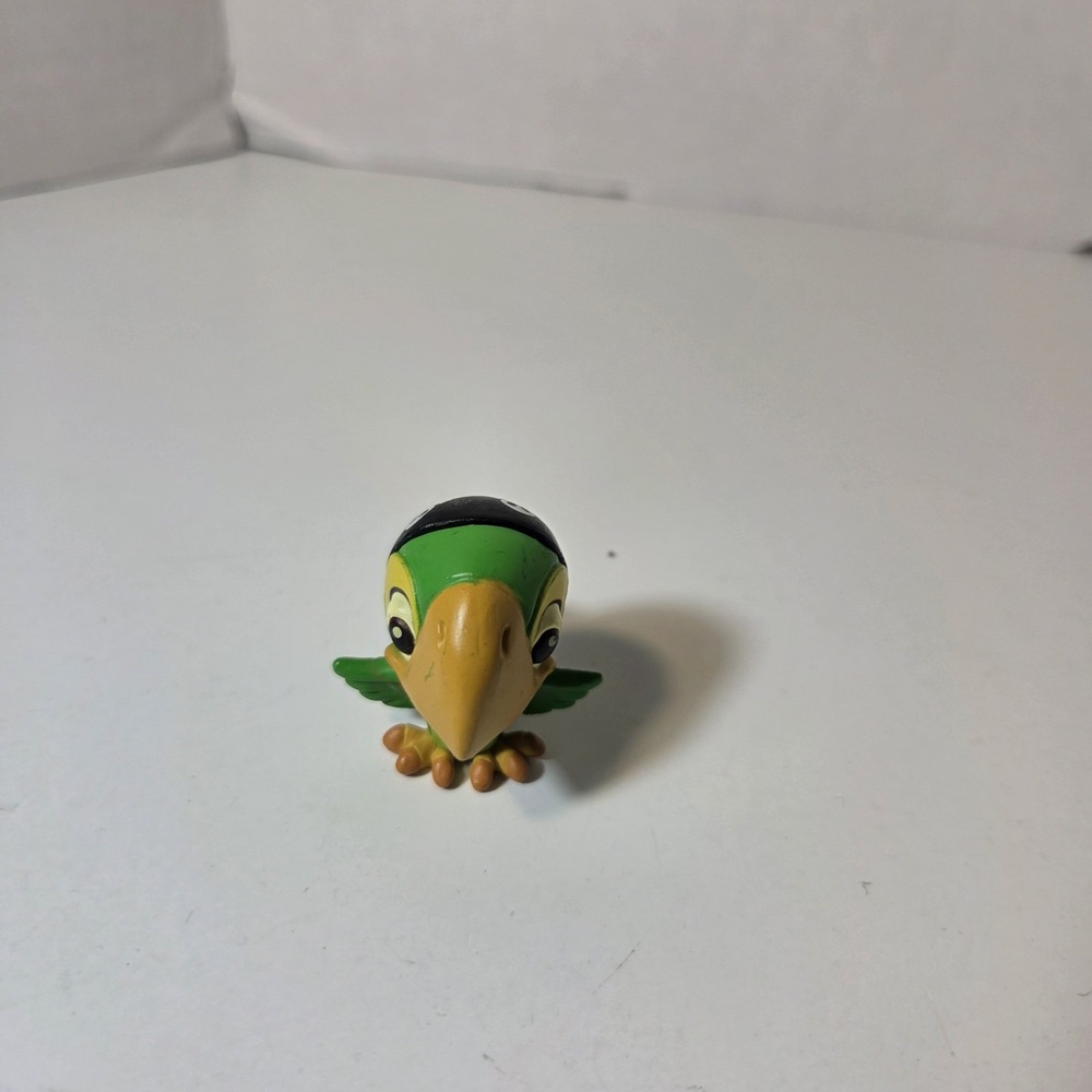 Disney Jake and the Never Land Pirates Skully the Parrot Mini Figure Bird 1.5"